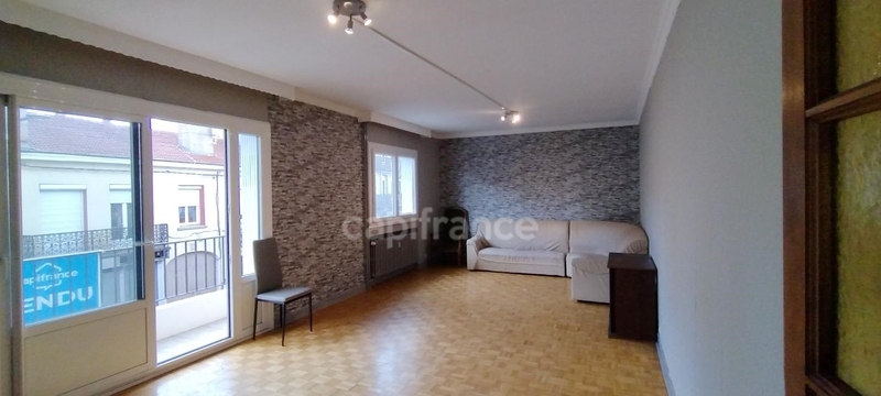 Dpt Loire (42), à vendre LA RICAMARIE appartement T3  de 80 m2 + balcon