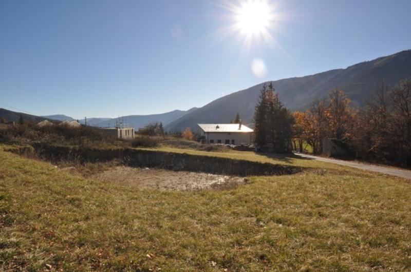 Dpt Alpes de Haute Provence (04), à vendre Proche Annot Terrain de 1 447 m² - exposé sud ouest- Vue montagnes