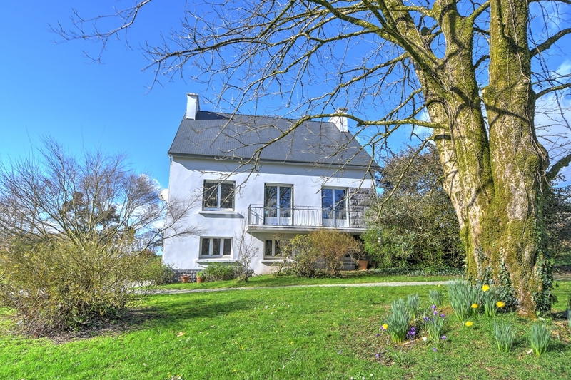 EXCLUSIVITÉ - Dpt Finistère (29), à vendre  maison T7  - Terrain constructible de 4845M2