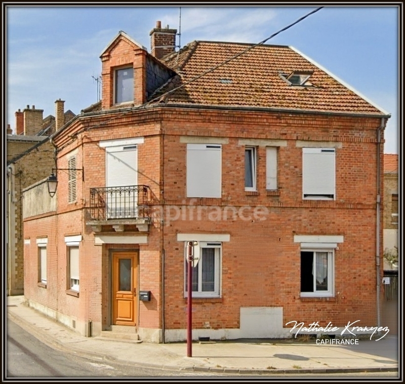 Dpt Ardennes (08), à vendre ATTIGNY maison P6 de 127 m² - Terrain de 143,00 m²