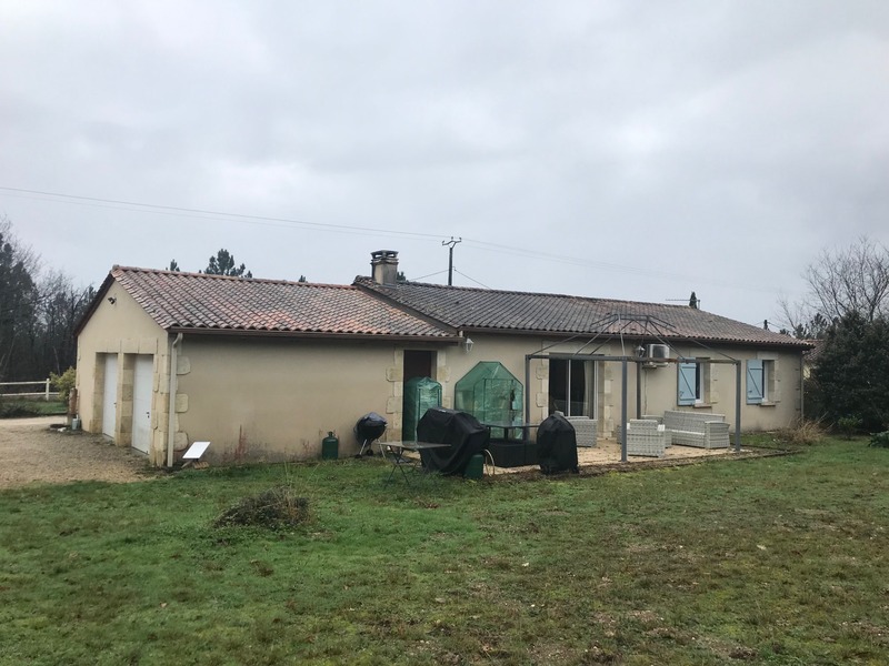 Dpt Dordogne (24), à vendre SAINT JEAN D'EYRAUD maison P5