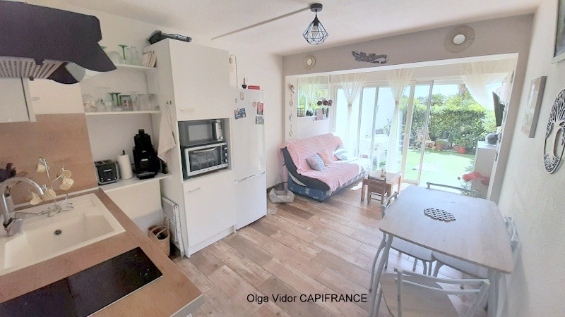 Dpt Hérault (34), à vendre LE CAP D'AGDE appartement T2 avec terrasse et parking en rez de jardin