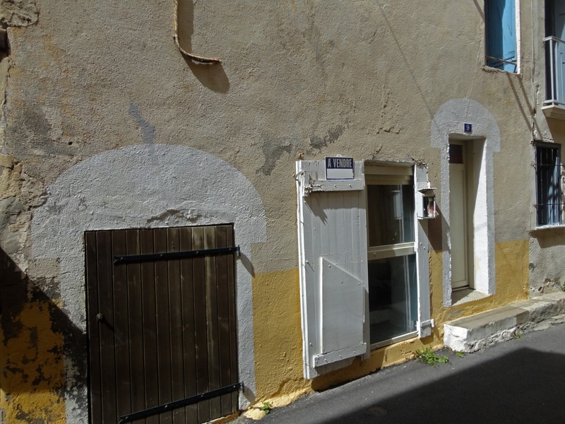 Dpt Pyrénées Orientales (66), à vendre ILLE SUR TET maison P3 de 43 m² à rénover