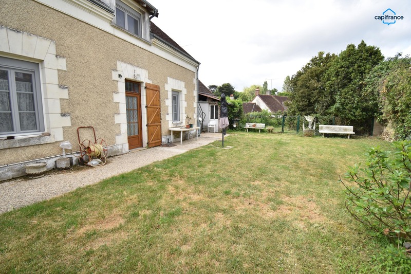 Dpt Loir et Cher (41), à vendre POUILLE maison P5 de 137 m² - Terrain de 494,00 m²