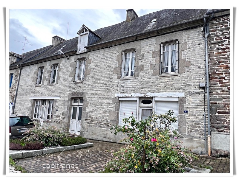 Dpt Côtes d'Armor (22), à vendre SAINT CARADEC maison P10 de 200 m² - Terrain de 367,00 m²
