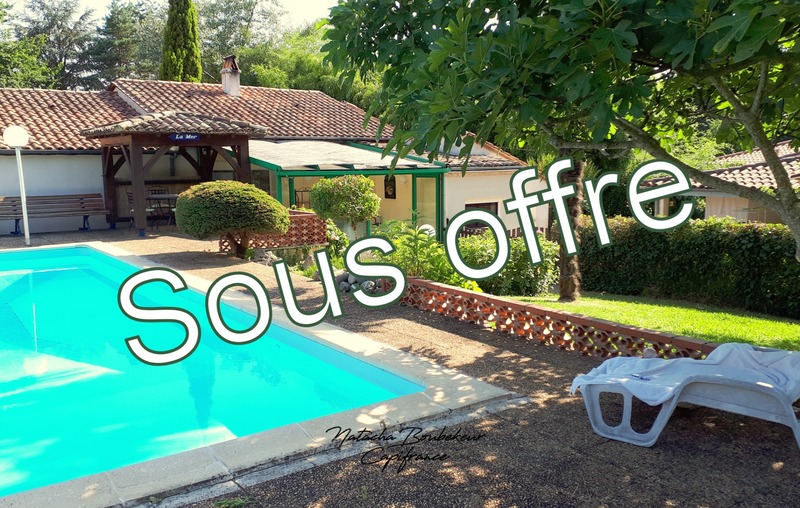 Dpt Dordogne (24), Saint Sauveur, Maison plain pied, 4 chambres, 113 m2+ piscine + garage- terrain 2027 m2
