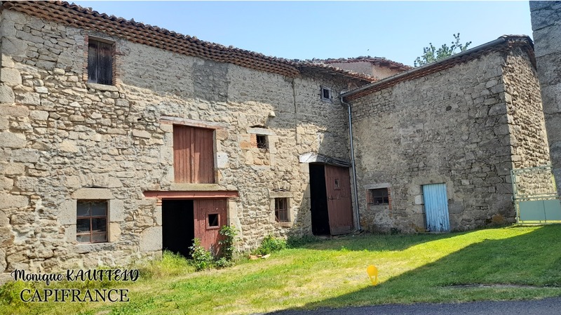 Dpt Puy de Dôme (63), à vendre SAINT GERVAIS SOUS MEYMONT grange à rénover