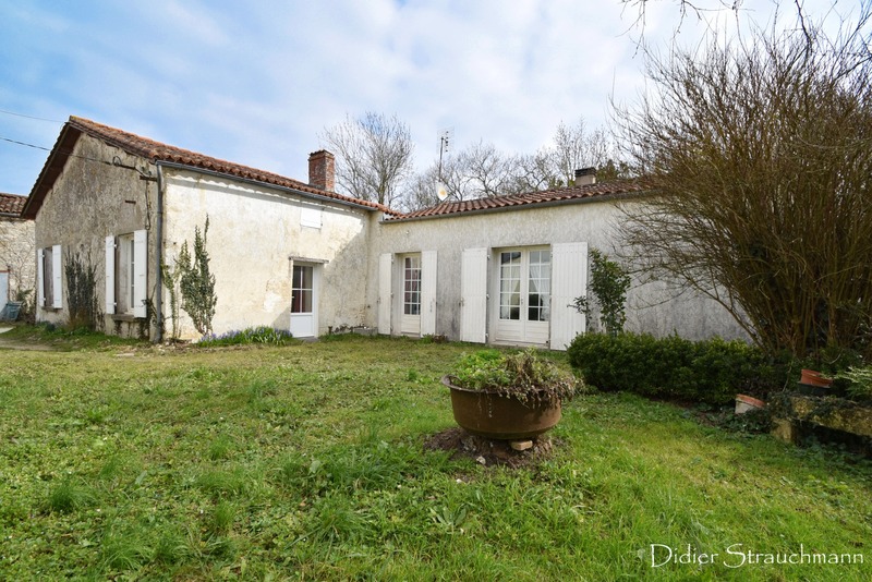 Dpt Charente Maritime (17), à vendre AIGREFEUILLE D'AUNIS maison P4