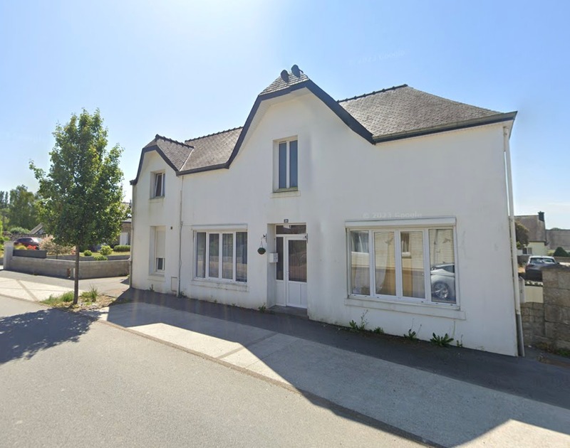 Dpt Morbihan (56), à vendre GUISCRIFF maison P9 de 198 m² - Terrain de 517,00 m²