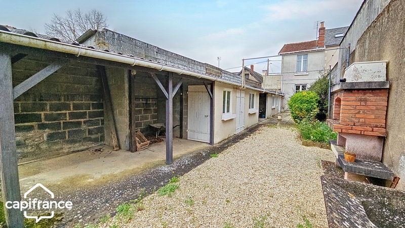 Dpt Deux Sèvres (79), à vendre THOUARS maison P3 de 65 m² - Terrain de 590 m²