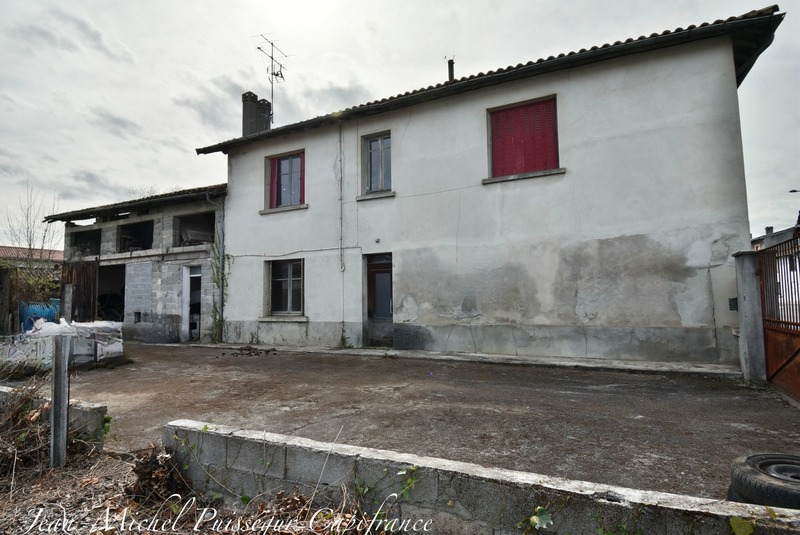 Dpt Haute Garonne (31), à vendre SAINT GAUDENS maison 7 pièces Terrain 750m2