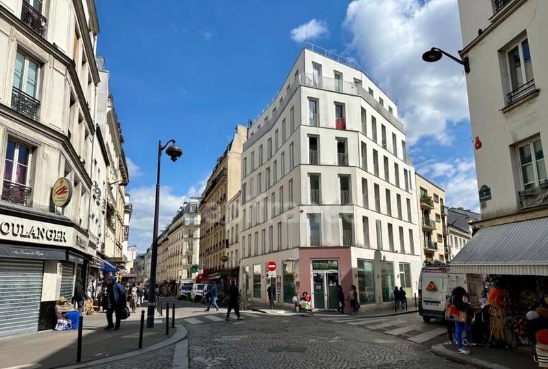 Dpt Paris (75), à vendre PARIS 18EME ARRONDISSEMENT appartement T1 intégralement à refaire de 13,25 m²