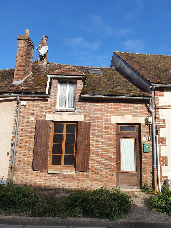 Dpt Yonne (89), à vendre BLENEAU maison 2 pièces sans extérieur