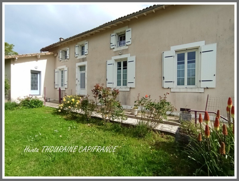 Dpt Deux Sèvres (79), à vendre PAMPROUX maison P7 de 182,31 m² - Terrain de 7288 