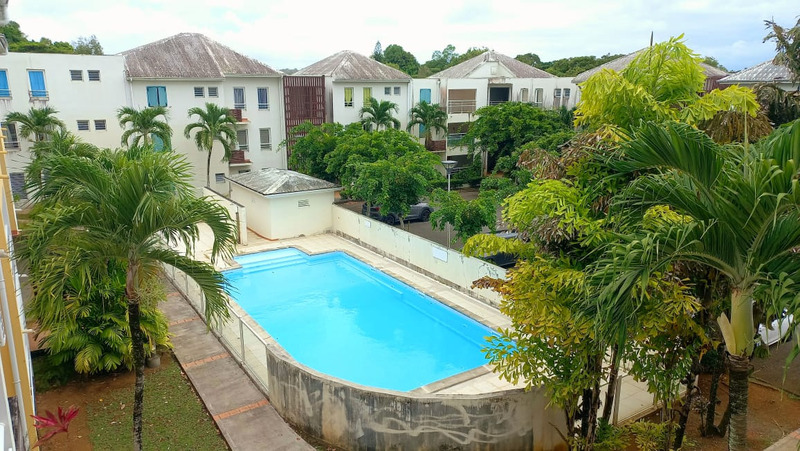 Dpt Guadeloupe (971), à vendre LES ABYMES appartement T1 de 40 m² avec piscine