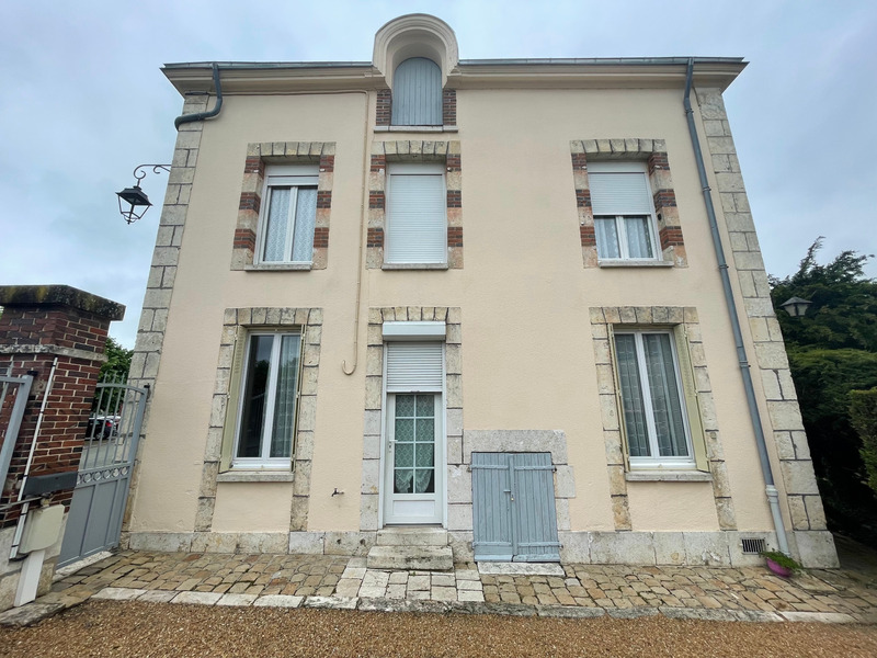 Dpt Eure et Loir (28), à vendre proche de CHARTRES maison P7