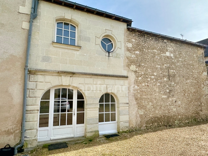 Dpt Maine et Loire (49), à vendre MONTREUIL BELLAY maison deux pièces