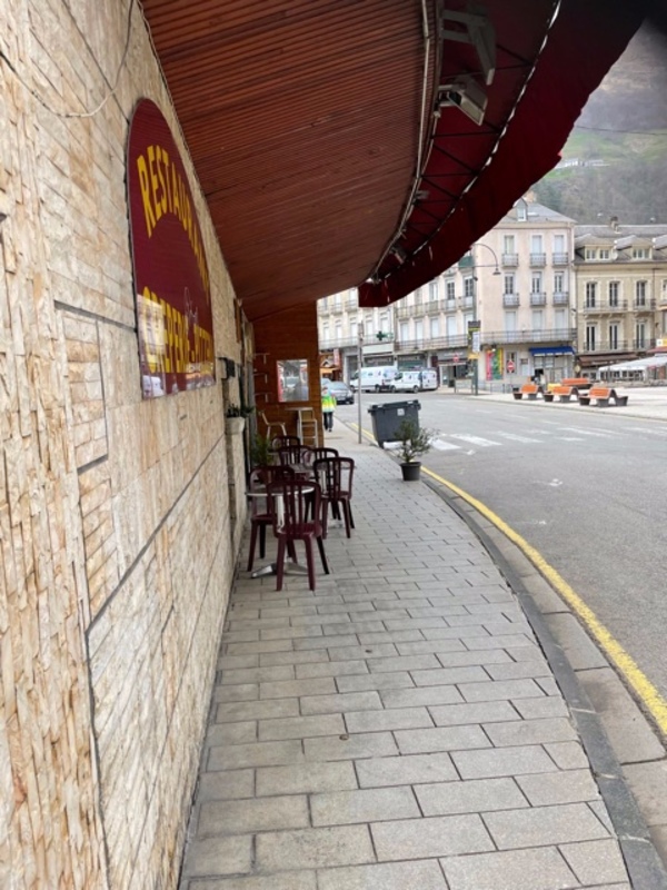 Dpt Hautes Pyrénées (65), à vendre CAUTERETS Bar - Brasserie 