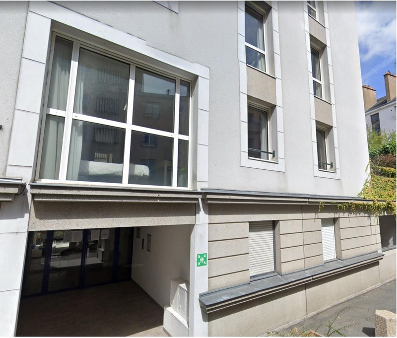 Nantes Centre : Appartement en Résidence Touristique avec Terrasse Privative