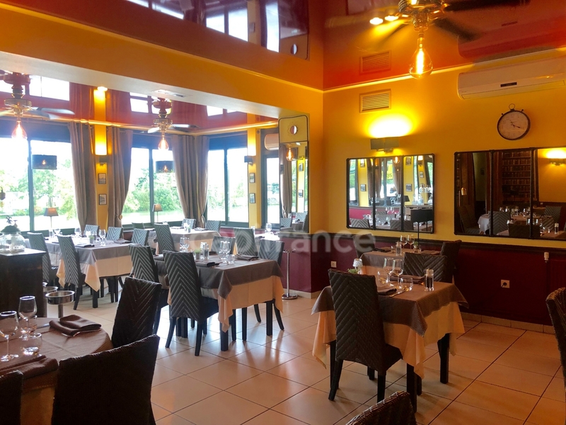 Image d'un dpt oise (60), à vendre  hôtel - restaurant -licence iv à 650000€ à chantilly (60500)