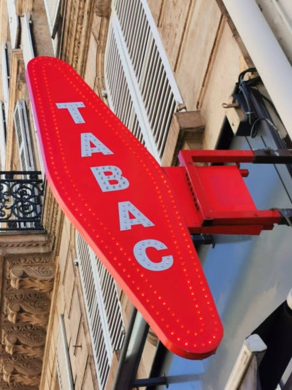 Image d'un murs et fonds de commerce à vendre proche de la gacilly  (56) bar tabac cafe brasserie fdj - emplacement n°1 - licence 4 -terrasse - jardin - logement - stationnement à 465360€ à la gacilly (56200)