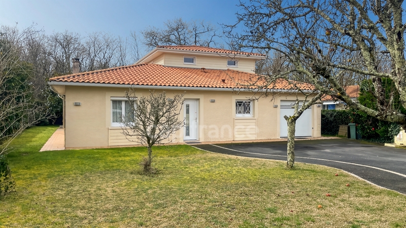 Image d'un dpt gironde (33), à vendre saint-medard en jalles, maison 6 pièces de 170m² environ sur jardin de 700m² à 555000€ à salaunes (33160)