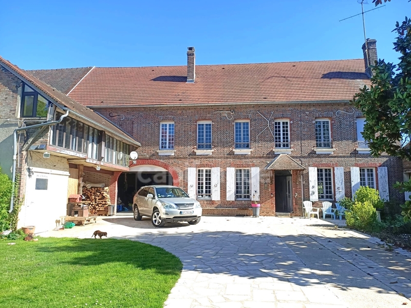 Maison à vendre 7 pièces VILLECHETIVE (89)