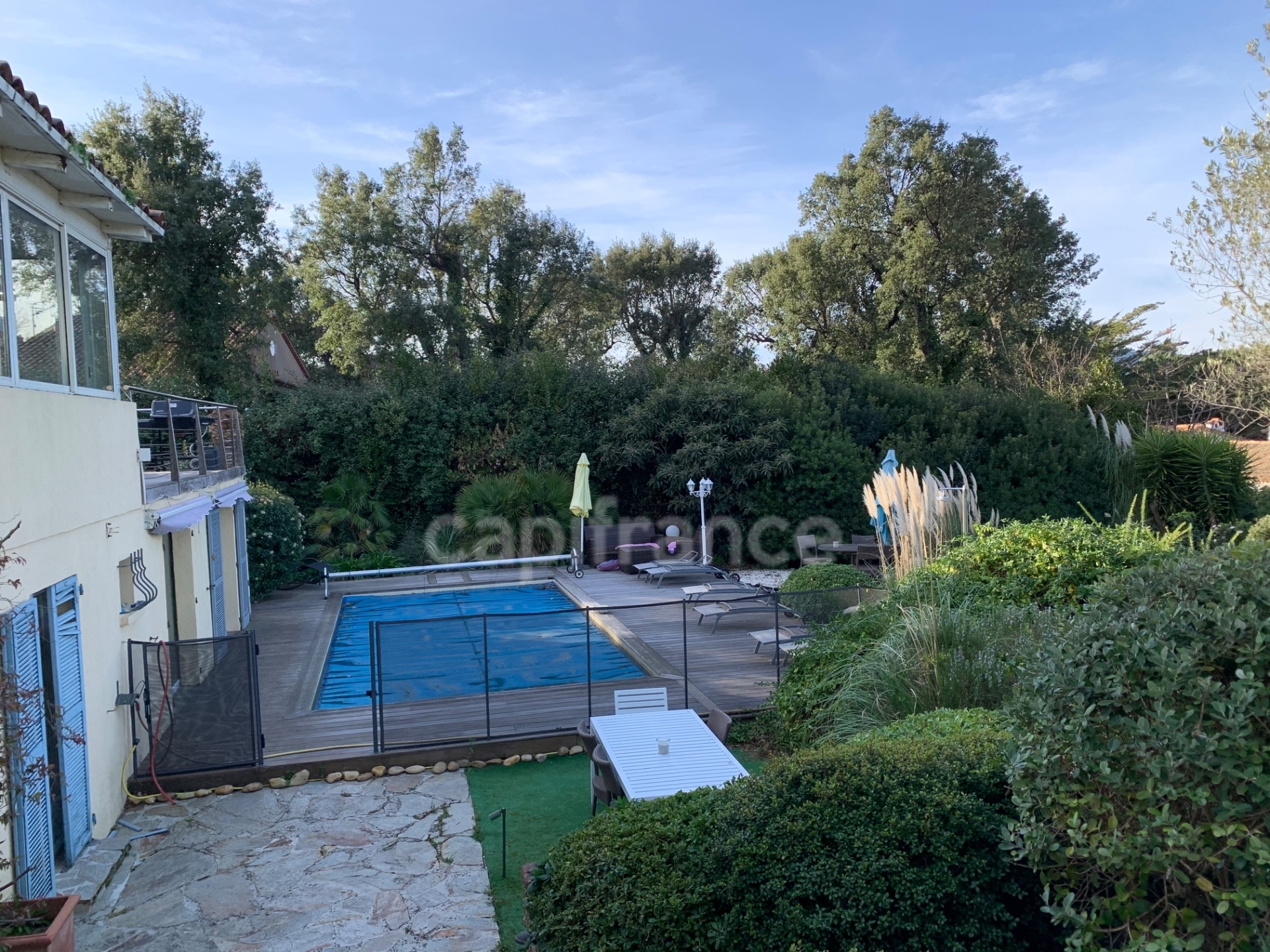 Var(83) Vente-Gassin-Golfe de Saint Tropez-BASTIDE et MAISON sur Terrain 2 117 m², 2 piscines-Bord de mer