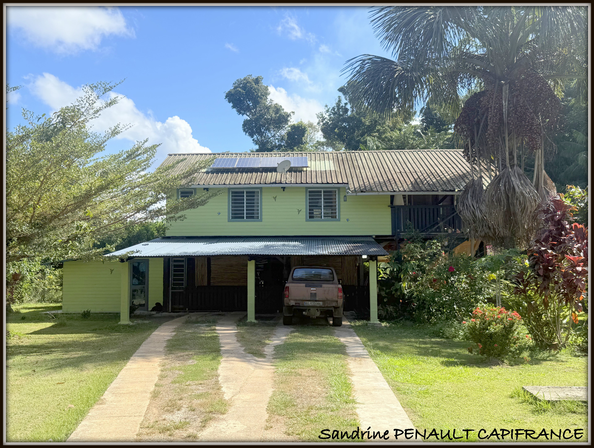 A VENDRE A KOUROU UNE CHARMANTE MAISON T5 EN BOIS DE 133 m² SUPERFICIE TERRAIN 2 HECTARES - AU PRIX DE 346 500 €