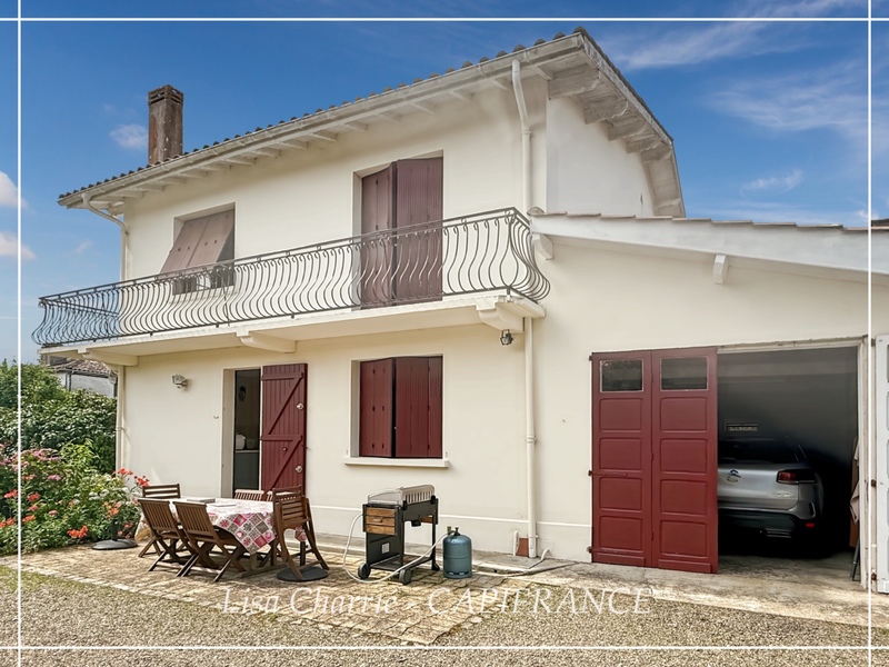 Maison à vendre 6 pièces de 170 m2 habitables proche de VILLENEUVE-DE-MARSAN (40) sur 1714 m2 de terrain