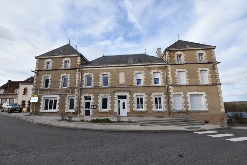 Immeuble à vendre NEUVY GRANDCHAMP (71)