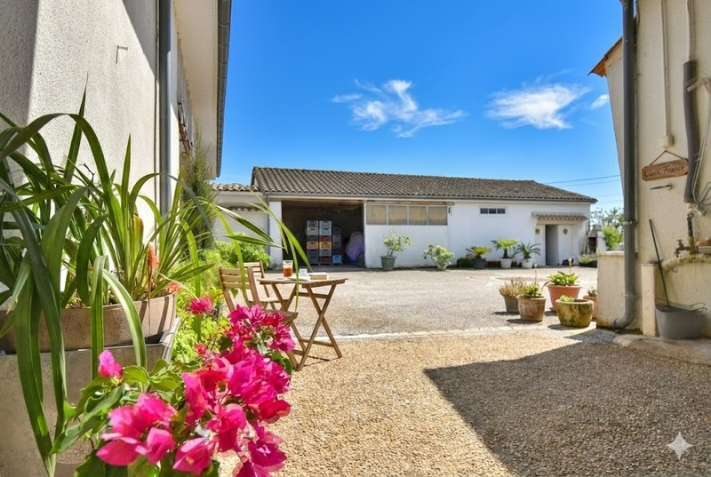 Maison à vendre 6 pièces SAINT YRIEIX SUR CHARENTE (16)