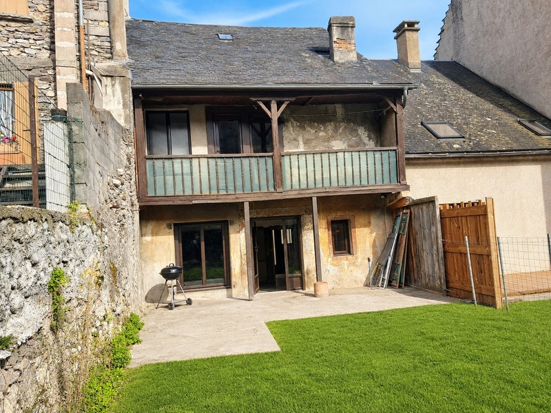 Maison avec jardin au cœur de Sarrancolin