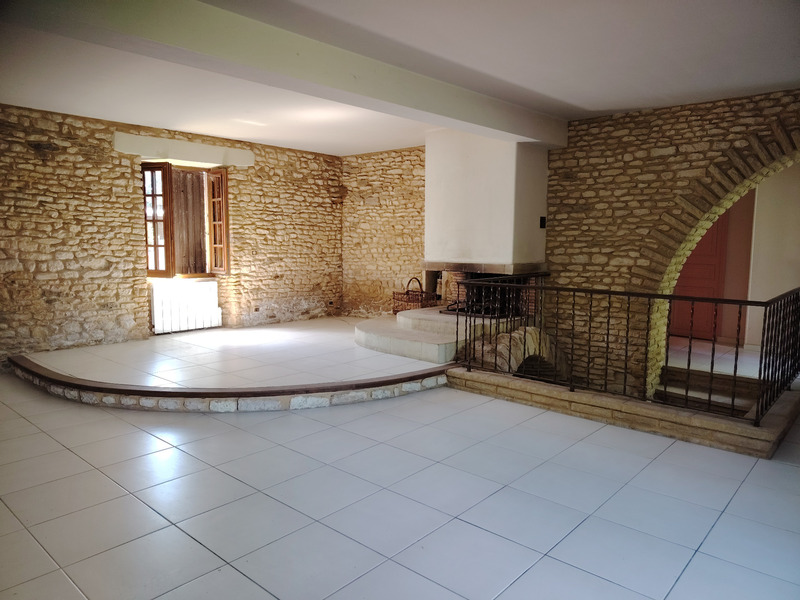 Maison à vendre 9 pièces IRAIS (79)