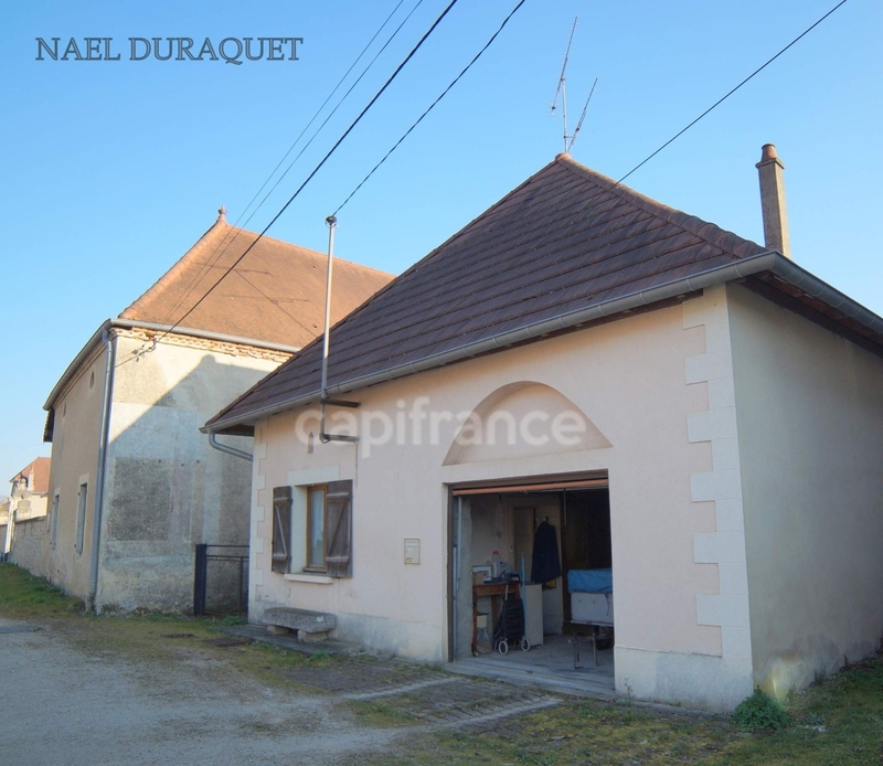 Maison à vendre 5 pièces proche de VILLERS FARLAY (39)