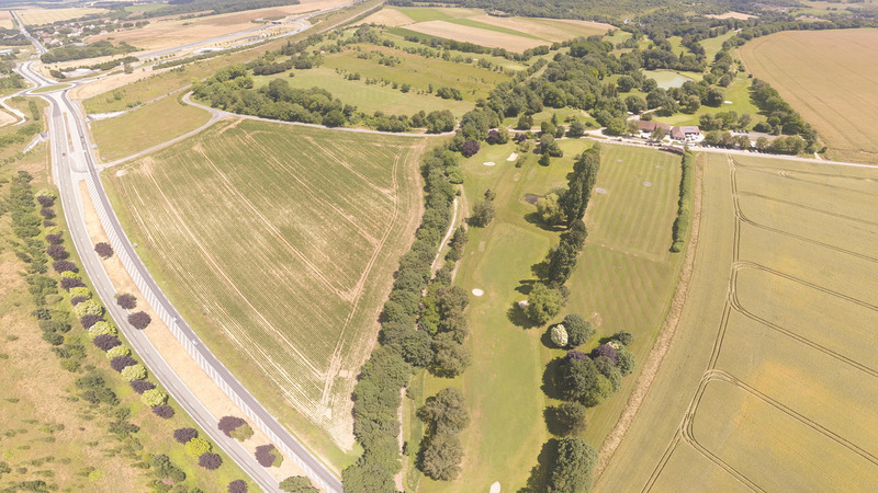 Dpt Aisne (02), Château-THierry, ensemble immobilier de 52 hectares