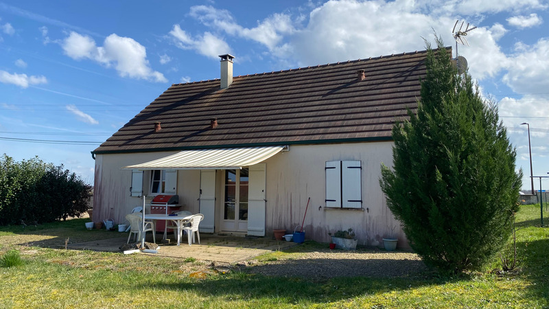 À vendre – Pavillon de plain-pied -2 chambres - jardin et garage COUTARNOUX (89)