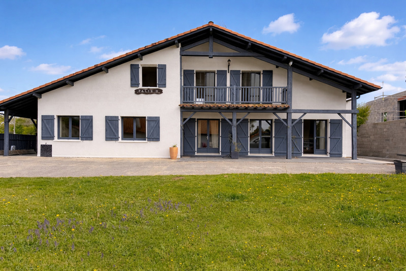 Maison familiale avec double logement – 240 m² – Terrain 1126 m² – Exclusivité