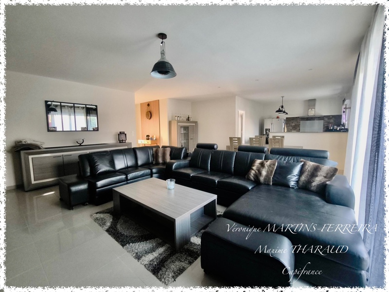 Maison plain-pied 4 chambres + piscine chauffée + dépendance 72 m² – Quincy