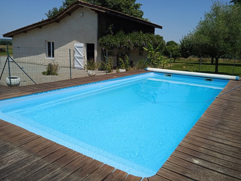 LAAS (32) Maison à vendre 8 pièces - 5 chambres - piscine terrain 6000 m² avec VUE SUR LES PYRENEES