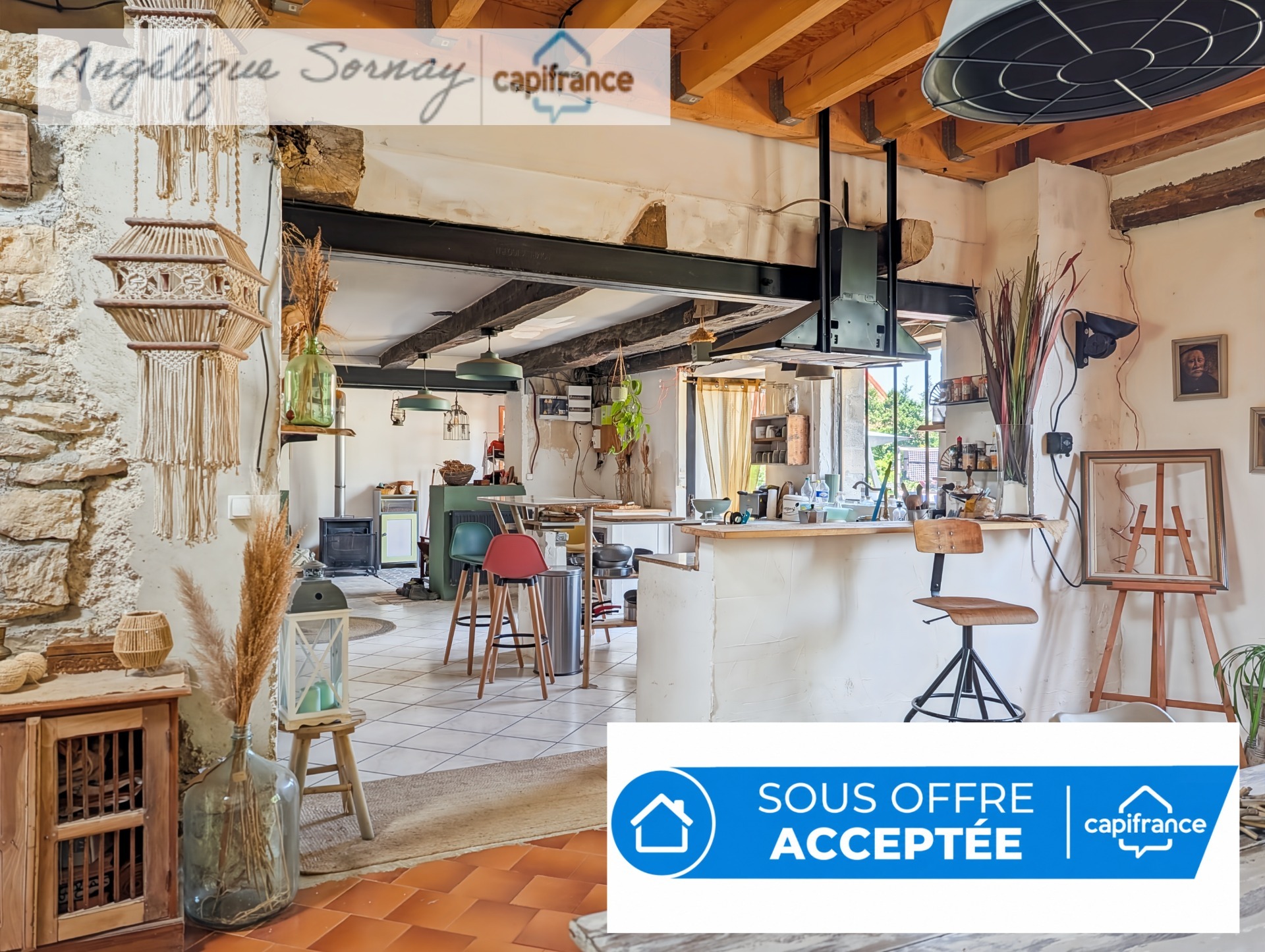 Longère avec dépendances sur 3 115 m² – Francheville 39230