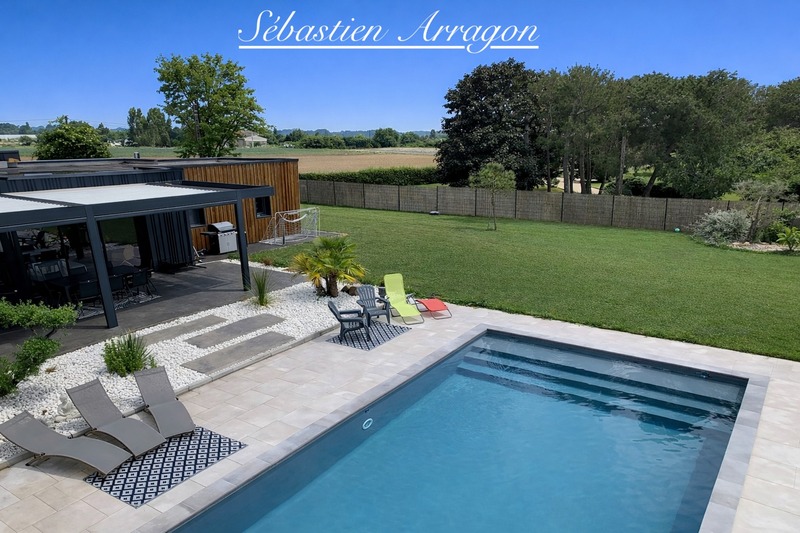 Villa contemporaine d’architecte avec piscine Art de vivre à la campagne, en Lot-et-Garonne- GRANGES SUR LOT (47)
