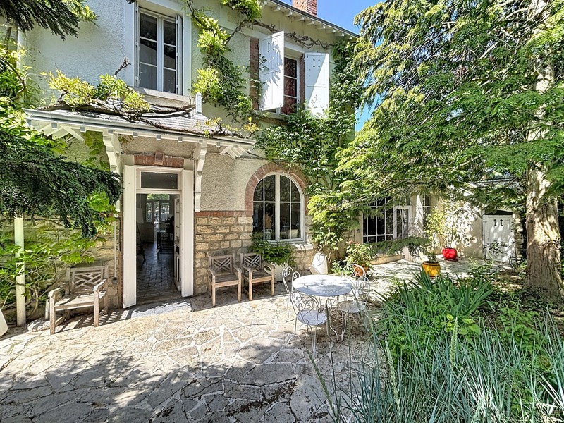 Maison à vendre 9 pièces jardin proche de REIMS (51)