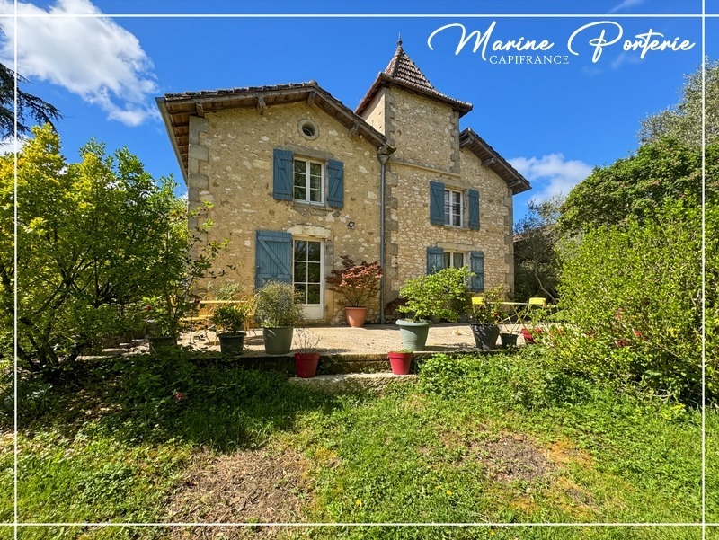 Maison en pierre de 245 m² sur 2 hectares avec lac