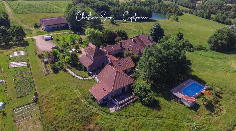 Propriété en "longère" de charme