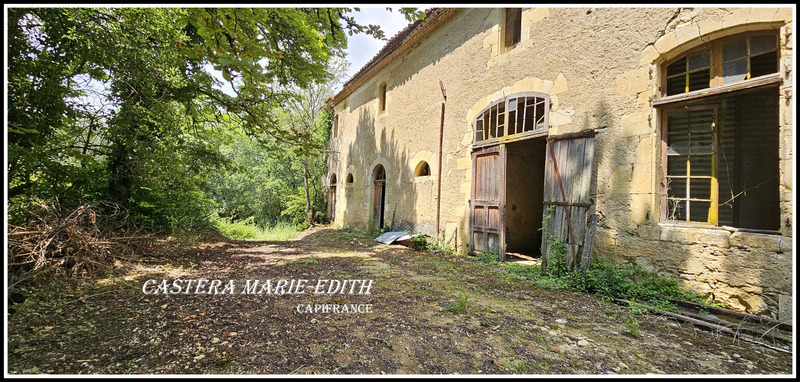 Dpt Gers (32), à vendre proche de AUCH Bâtiment 860 M² à rénover