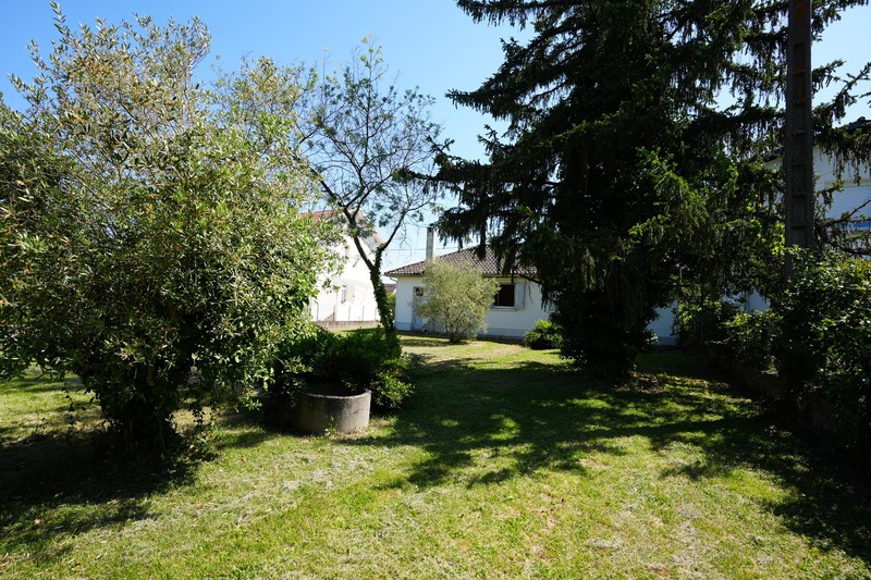 Maison à vendre 5 pièces SAINTE LIVRADE SUR LOT (47)