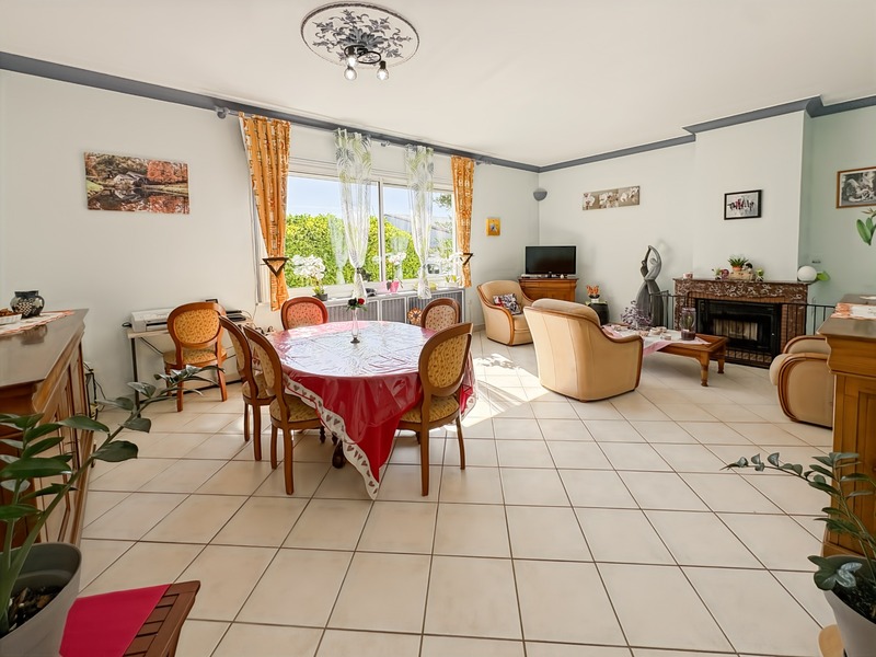 Maison 7 pièces 223m² Valence-sur-Baïse
