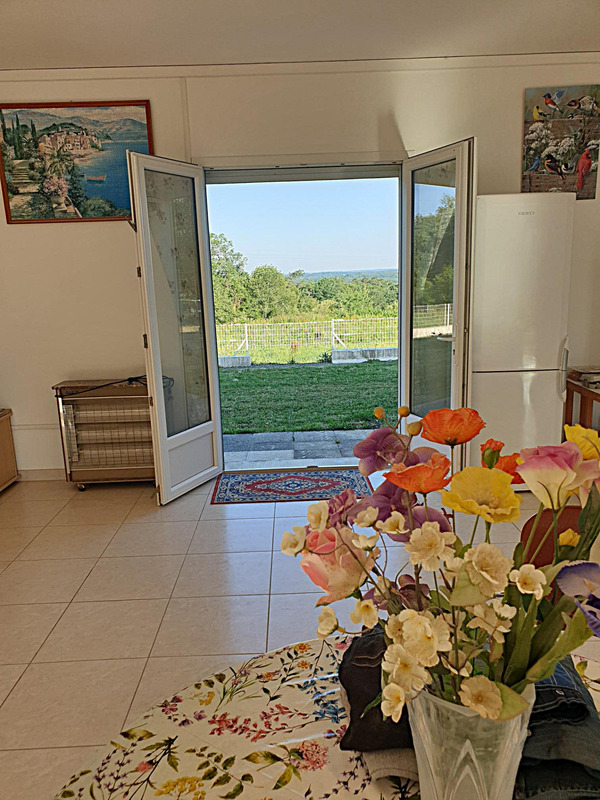 Maison 148 m² viager à vendre occupé 5pièces LA GENETOUZE (17) terrain 5200 m²