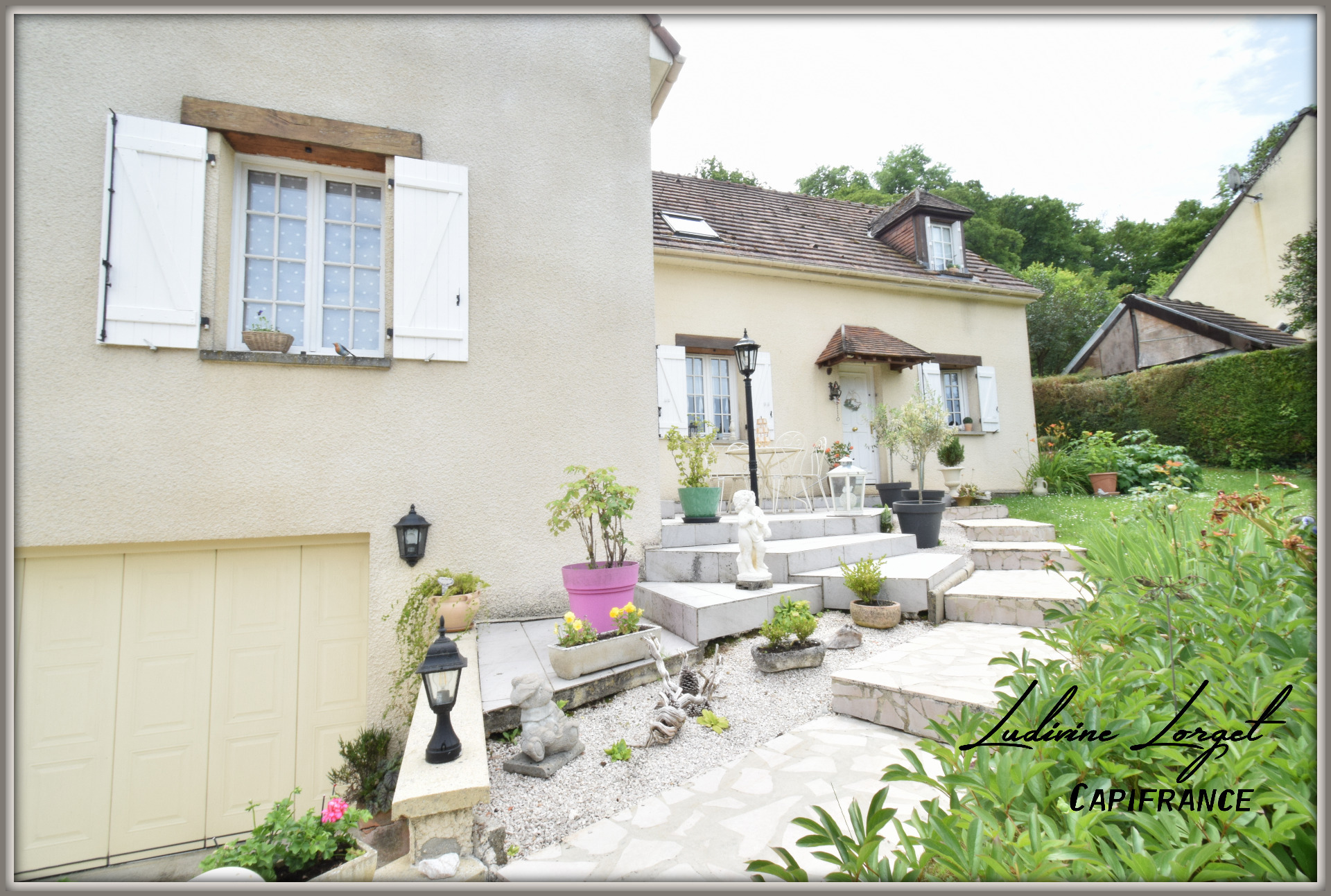 Maison traditionnelle de 1988 à vendre à 10min de VILLERS-COTTERETS (02) 20min de SOISSONS-6 pièces- 146 m² vivable de plain-pied- 4 chambres- Mezzanine–Sous-sol total -piscine – Abris -Terrain 5859m2
